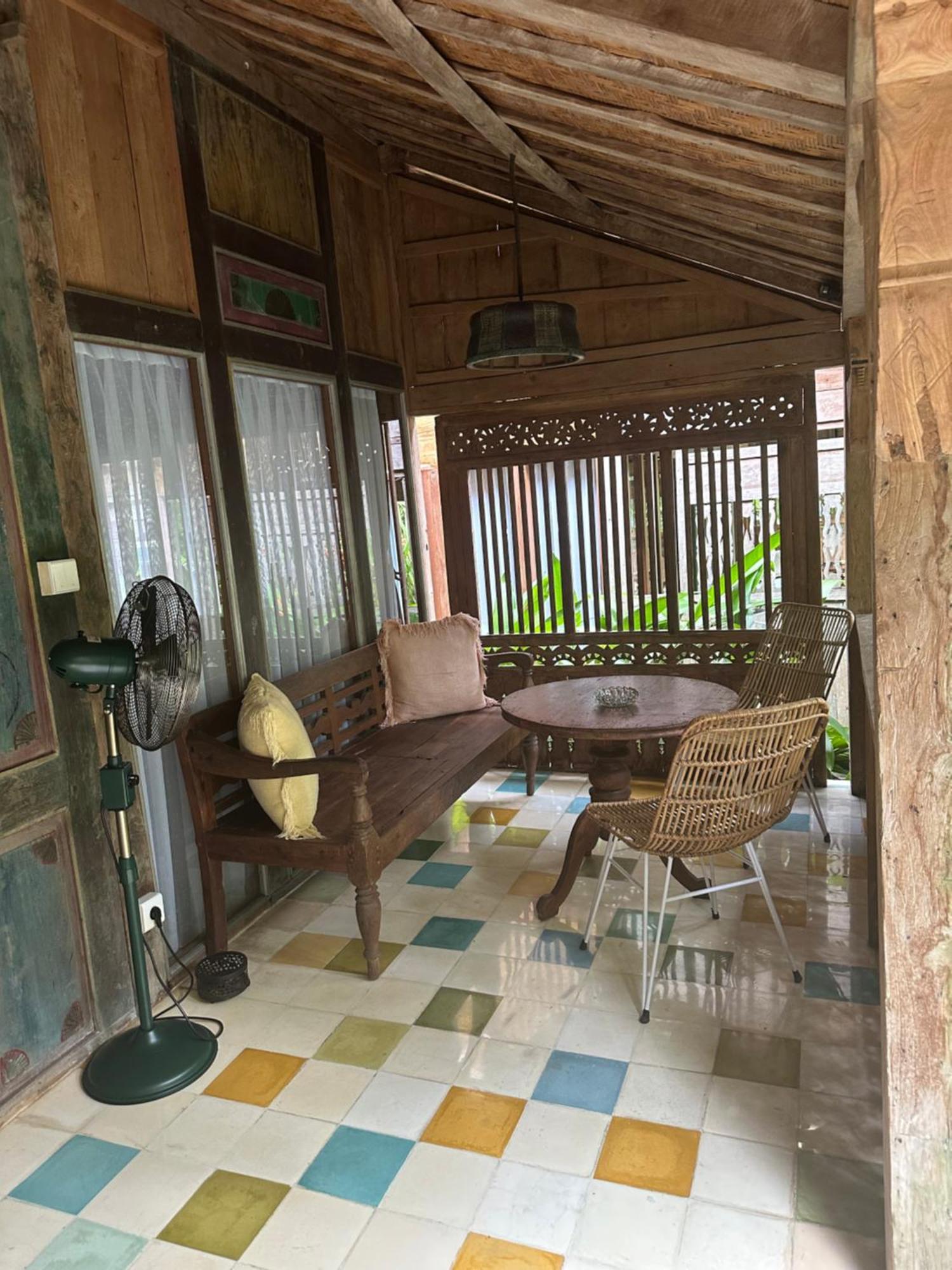 Umakayu Joglo Villa Canggu - Boutique Hotel Ngoại thất bức ảnh