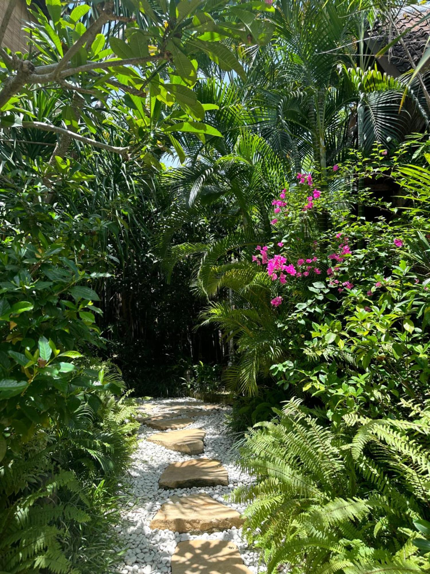 Umakayu Joglo Villa Canggu - Boutique Hotel Ngoại thất bức ảnh
