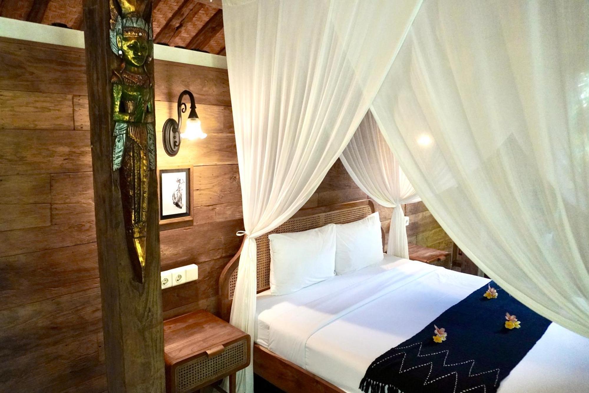 Umakayu Joglo Villa Canggu - Boutique Hotel Ngoại thất bức ảnh