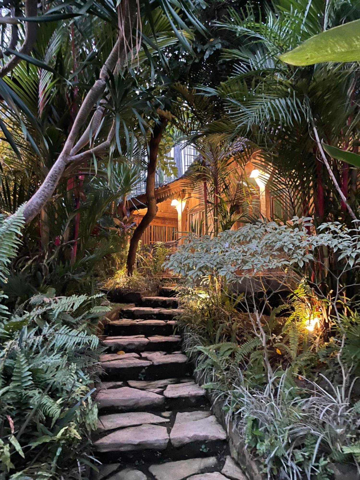 Umakayu Joglo Villa Canggu - Boutique Hotel Ngoại thất bức ảnh