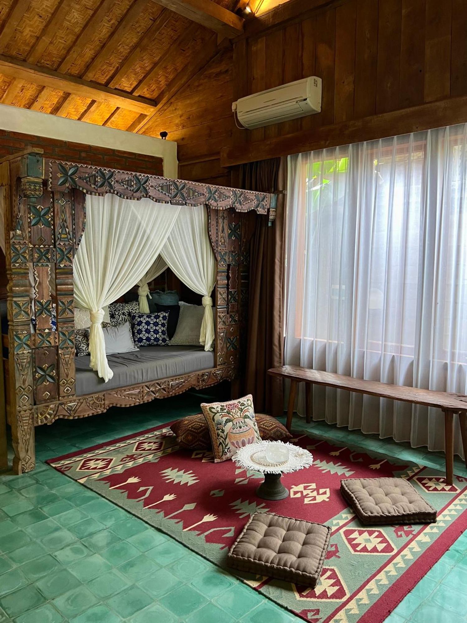 Umakayu Joglo Villa Canggu - Boutique Hotel Ngoại thất bức ảnh